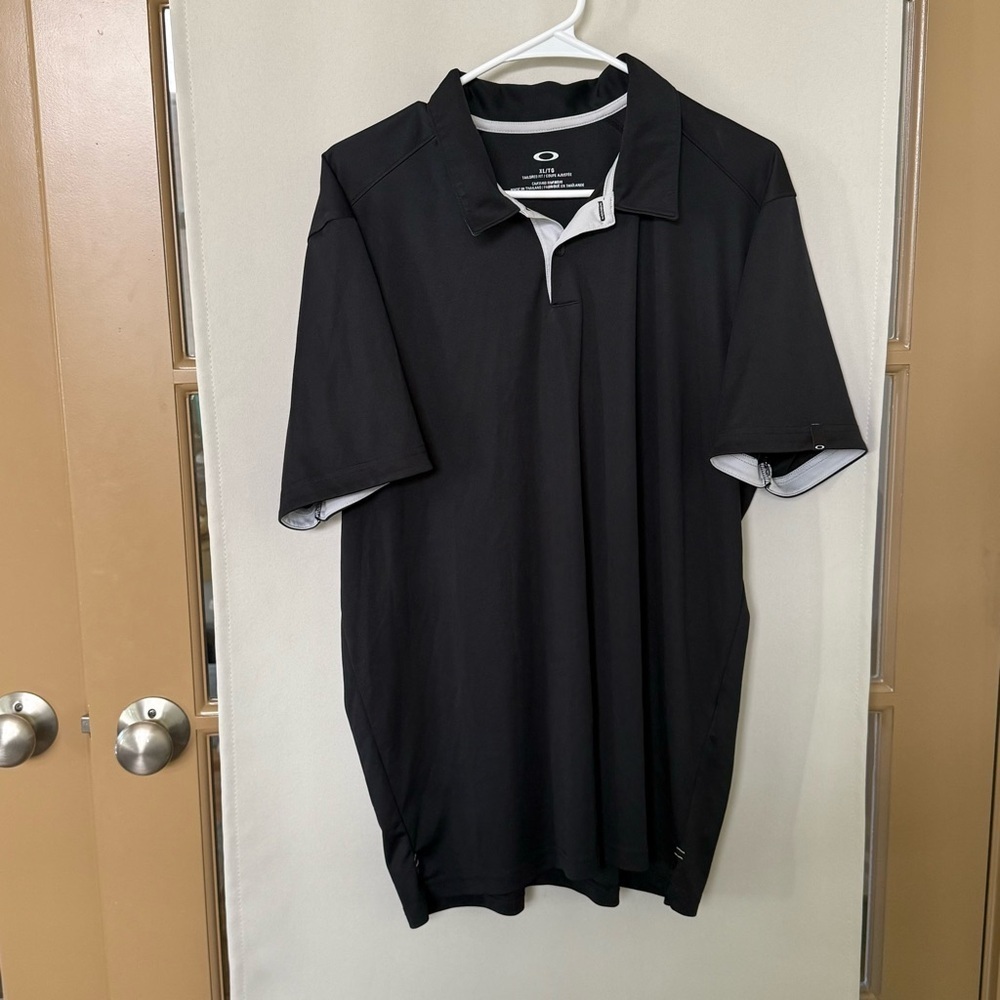 Oakley Men's XL Black Tailored Fit Short Sleeve Polo